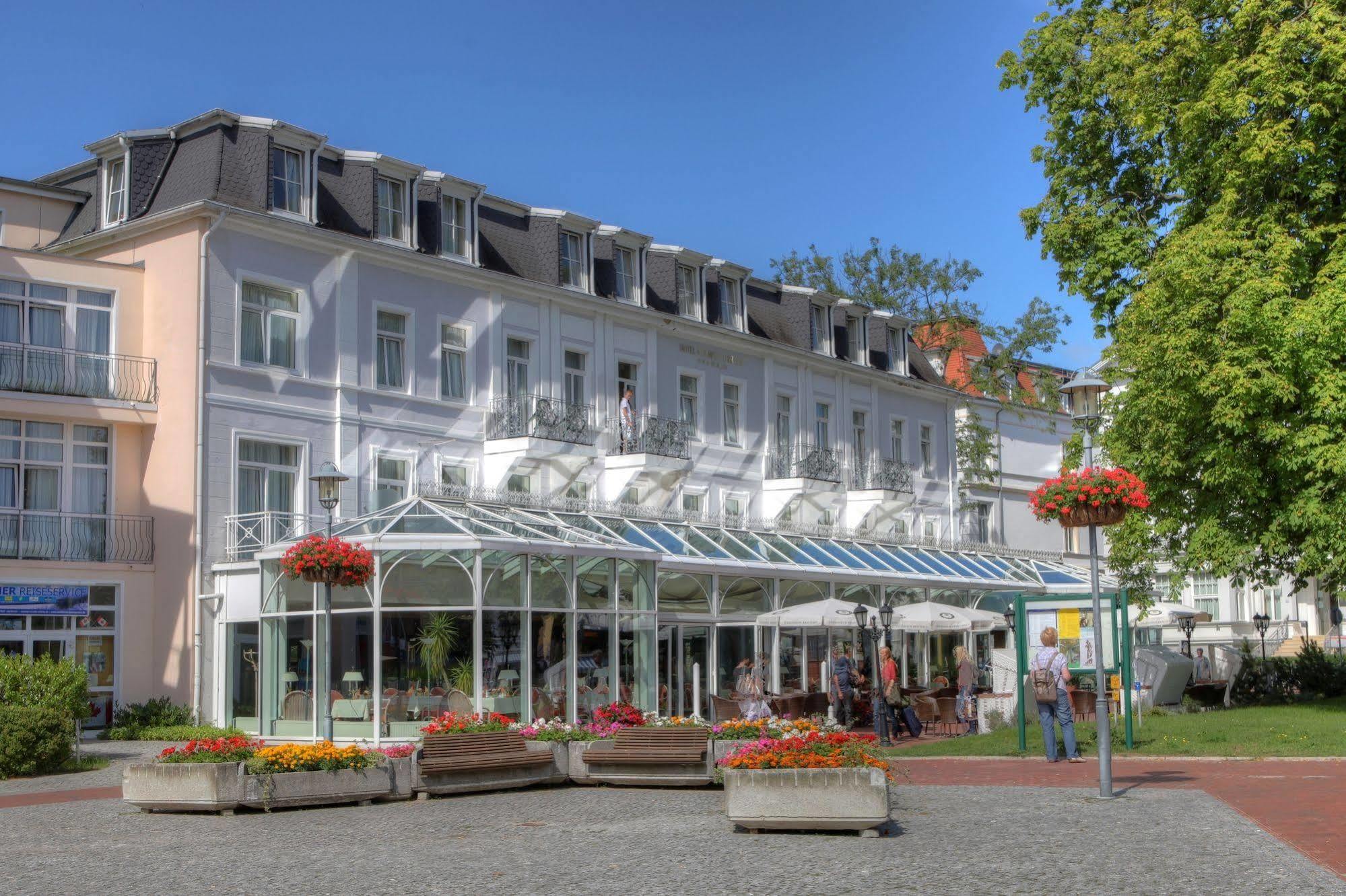 Seetelhotel Pommerscher Hof Heringsdorf  Kültér fotó